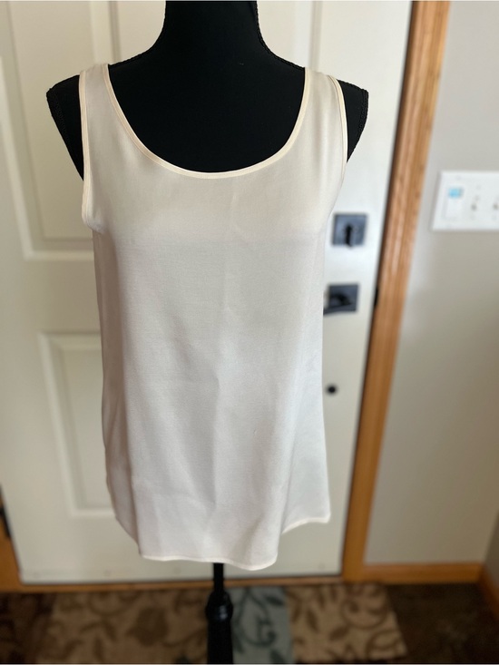 Neiman Marcus Tops - Neiman Marcus 100% silk ivory/ cream color pullover sleeveless tank top. Medium
